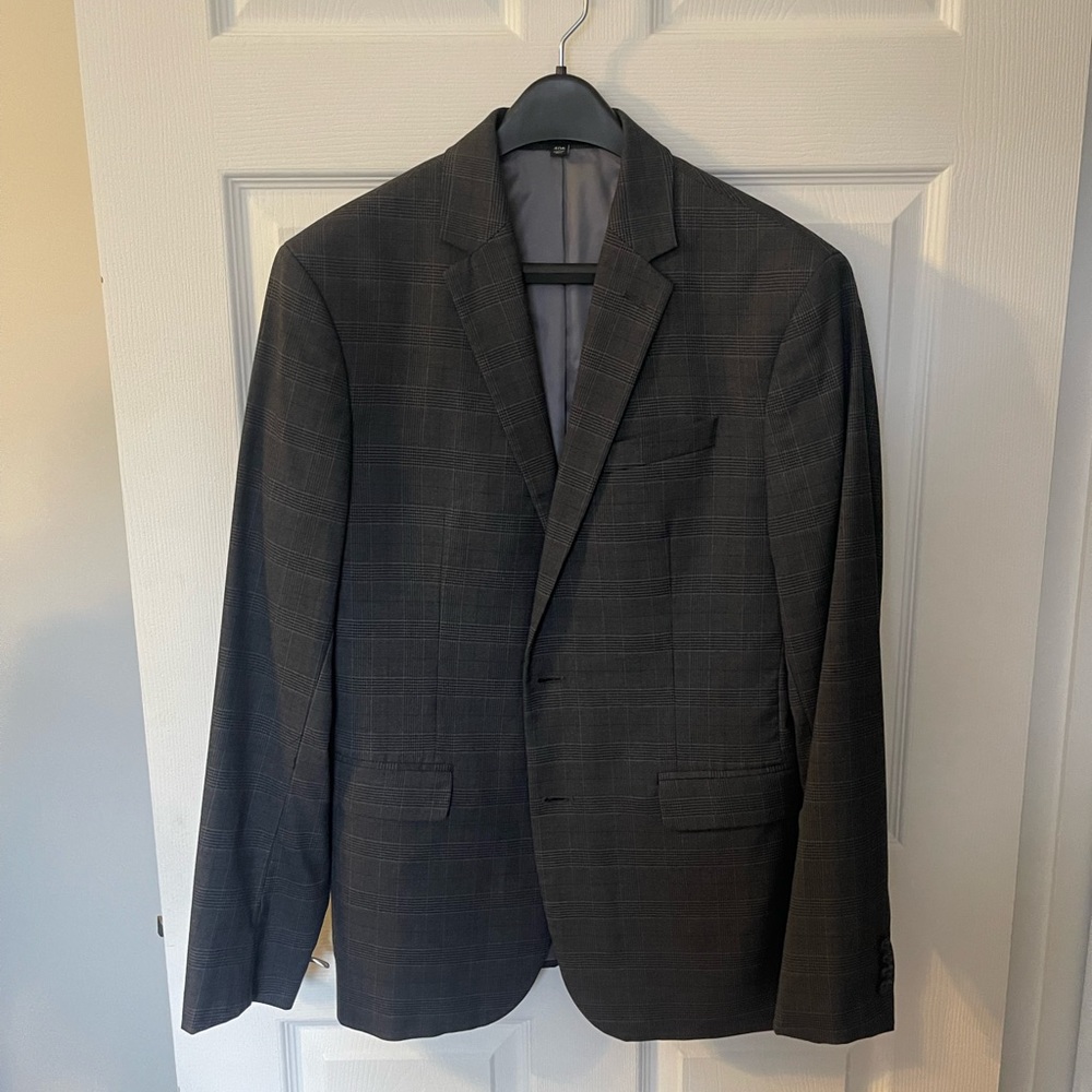 Banana republic charcoal suit